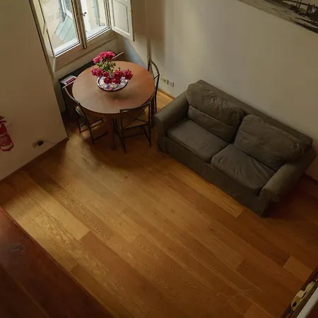 Apartamento One Bedroom In Historical Building
